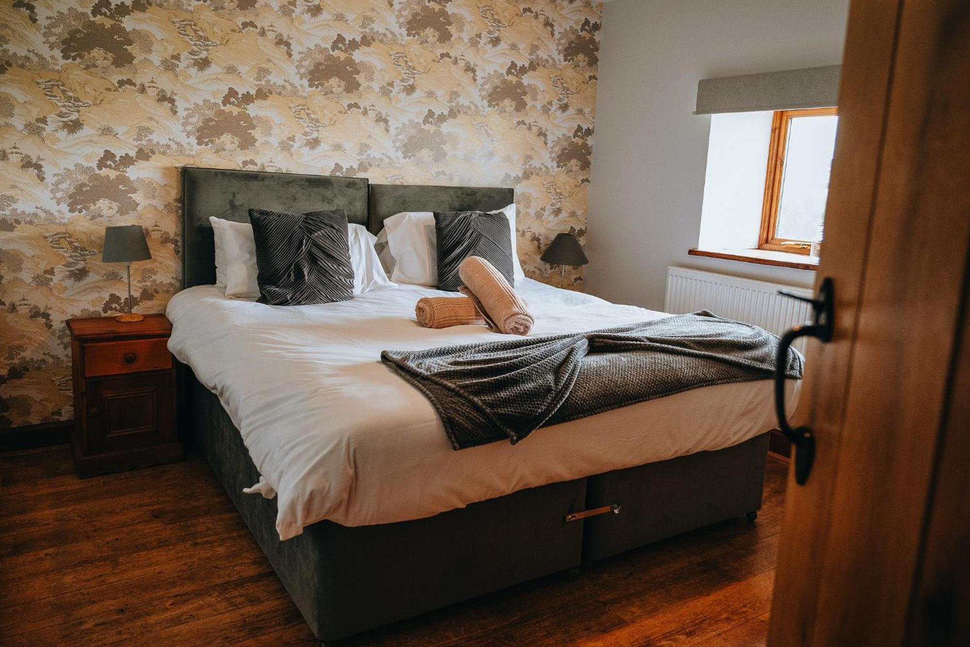 Vale Farm Cottages Brecon Esterno foto